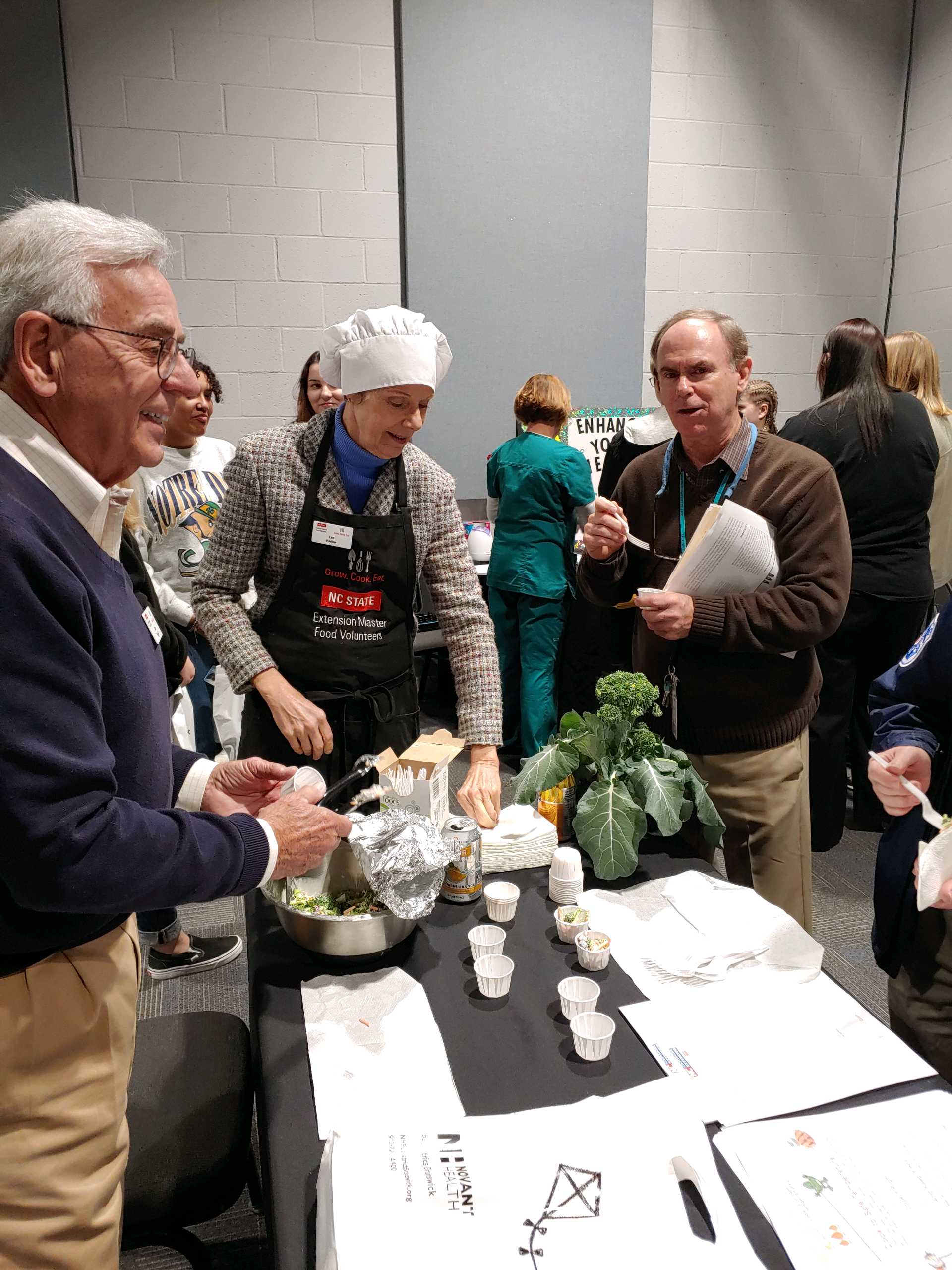 Extension Master Food Volunteers at Wellness Fair