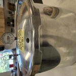 pressure can with gauge